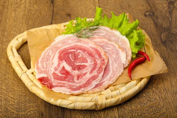 Pancetta sianlihaa pekoni — kuvapankkivalokuva