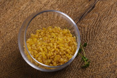 Kabın içinde ham bulgur