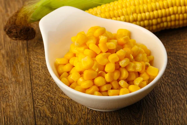Édes konzerv kukorica — Stock Fotó