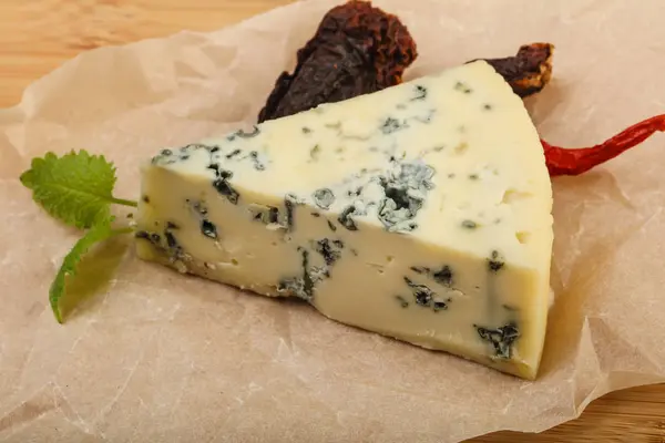 Délicieux fromage bleu — Photo