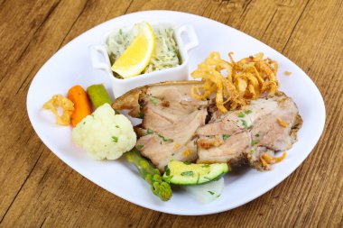 Çek mutfağı - kavrulmuş domuz eti