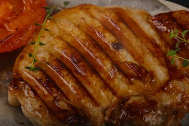 ızgara domuz biftek