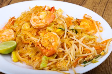 Tampon Tay baharatlı karides ile