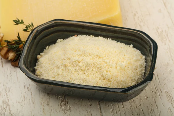 Parmezaanse kaas, geraspt — Stockfoto