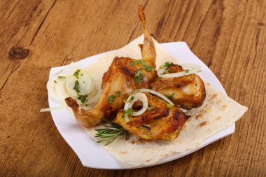 lezzetli ızgara bıldırcın