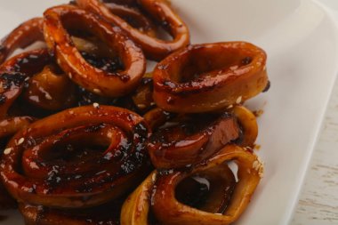 Kalamar teriyaki Yüzükler