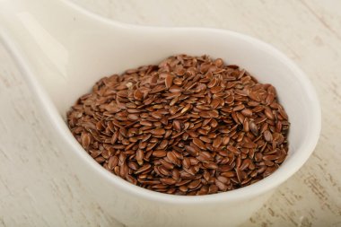 Kabın içinde keten tohumu