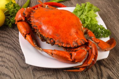 Lezzetli haşlanmış Yengeç