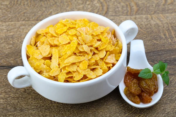 Corn flakes with raisins