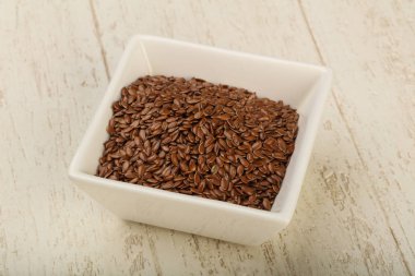 Kabın içinde keten tohumu