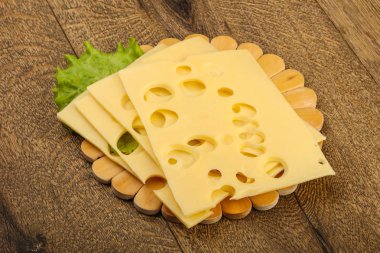 lezzetli dilimlenmiş peynir