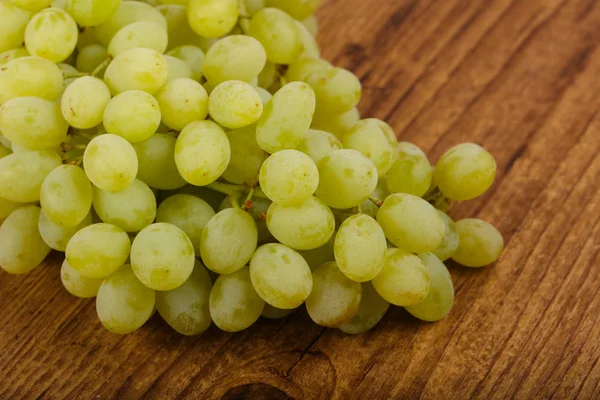 Sweet yellow grapes — Stock Photo, Image