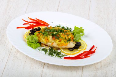 Sebzeli fırında tilapia