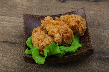 Çıtır tavuk kanatları