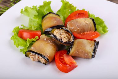 Cevizli patlıcan ruloları