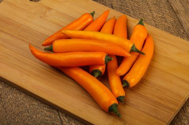 Olgun Sıcak sarı biber