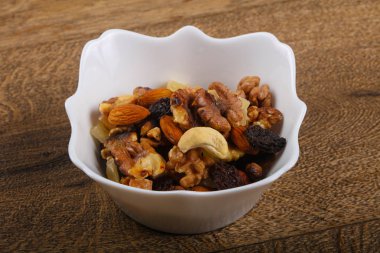 Fındık karışımı kase