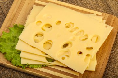 lezzetli dilimlenmiş peynir