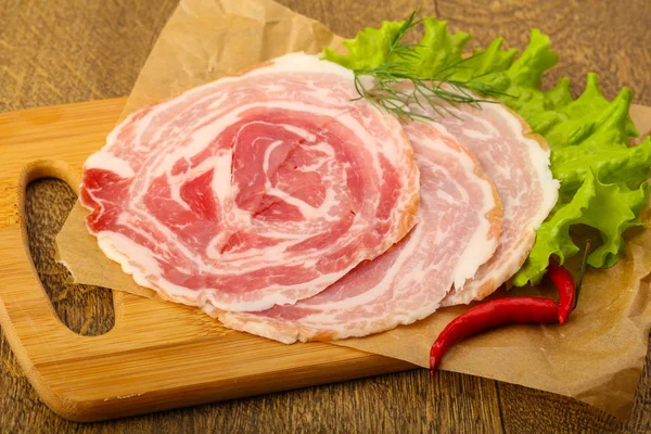 Pancetta sianlihaa pekoni — kuvapankkivalokuva