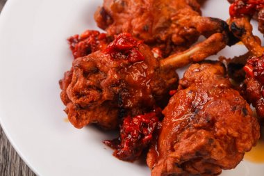 Hint geleneksel tavuk lolipop