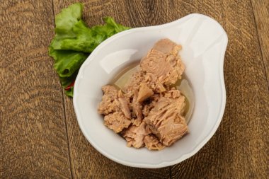 Konserve ton balığı.