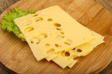 lezzetli dilimlenmiş peynir