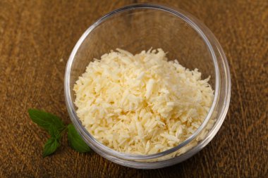 Kabın içinde Hindistan cevizi pul 