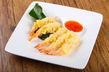 Soslu karides tempura