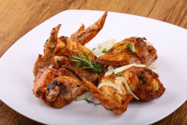 lezzetli tavuk kanadı