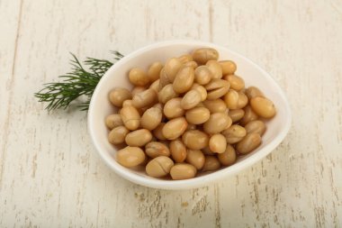 Beyaz fasulye konserve