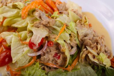 lezzetli ton balıklı salata 