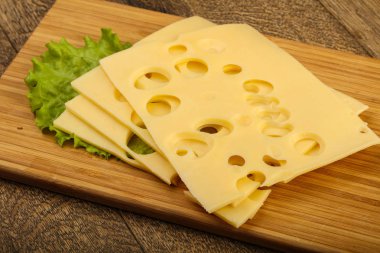 lezzetli dilimlenmiş peynir