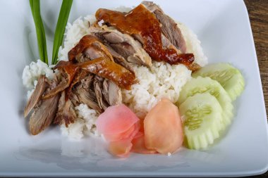 pirinç kızarmış ördek