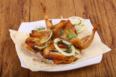 lezzetli ızgara bıldırcın