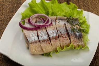 Dilimlenmiş ringa balığı filetosu