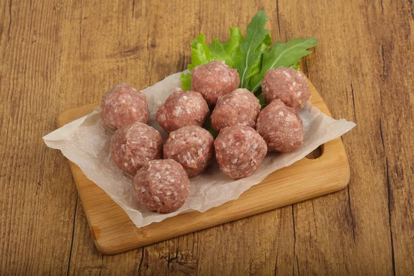 Boulettes de viande crue — Photo