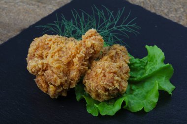 Çıtır tavuk kanatları