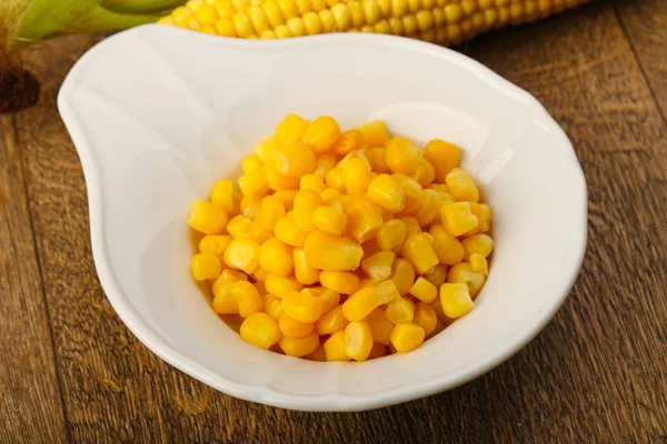 Sweet puszki kukurydzy — Zdjęcie stockowe