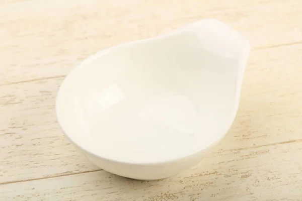 Порожня біла маленька миска — стокове фото