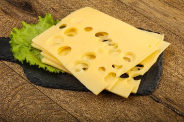 lezzetli dilimlenmiş peynir