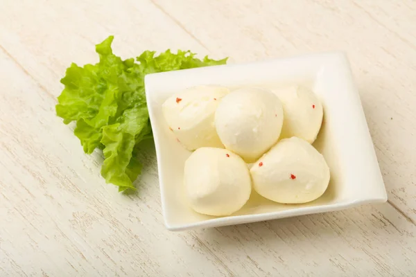 Bola Mozzarella di mangkuk — Stok Foto