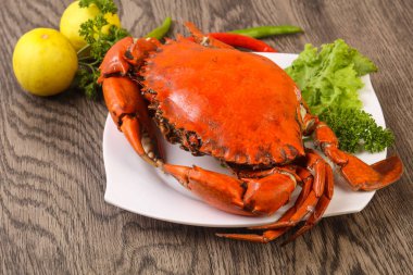 Lezzetli haşlanmış Yengeç