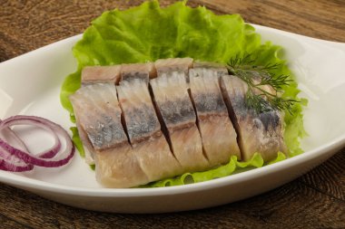 Dilimlenmiş ringa balığı filetosu