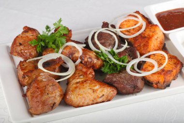 Barbekü et karışımı