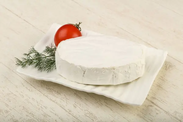 Ínyenc Camembert sajt — Stock Fotó