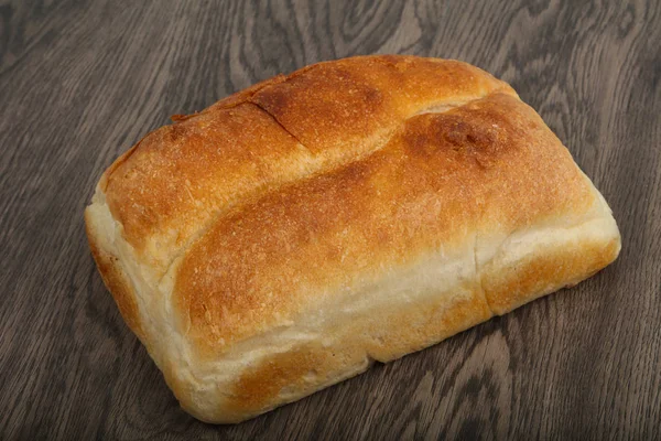 Vers zelfgemaakt brood — Stockfoto