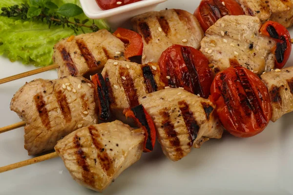 Grilled turkey skewers — Stock Photo, Image