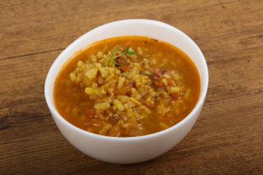 Sıcak Kafkas Çorbası