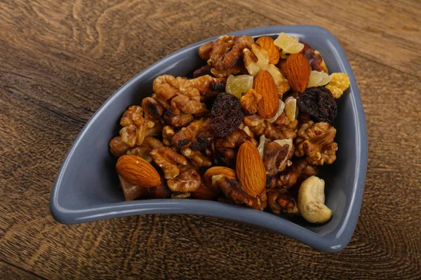 Fındık karışımı kase