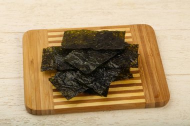 Gevrek Nori yaprak